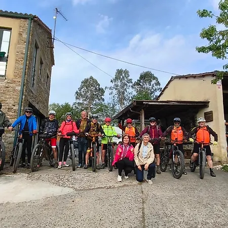 Casa Milia - Transporte Gratuito Desde La Ciudad O Conexion Directa A Pie Desde El Camino منزل ريفي Arzúa